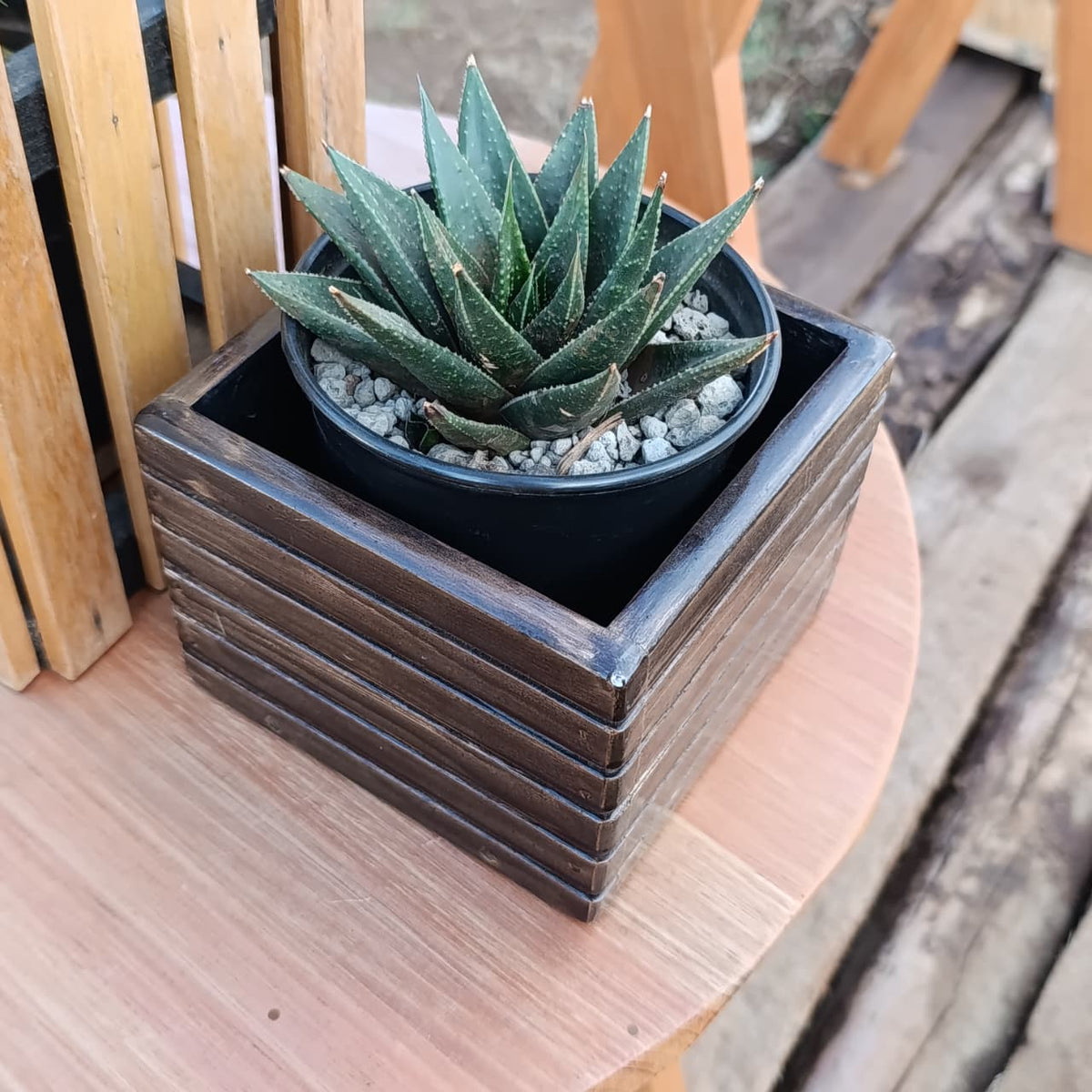 Square wooden pot cover