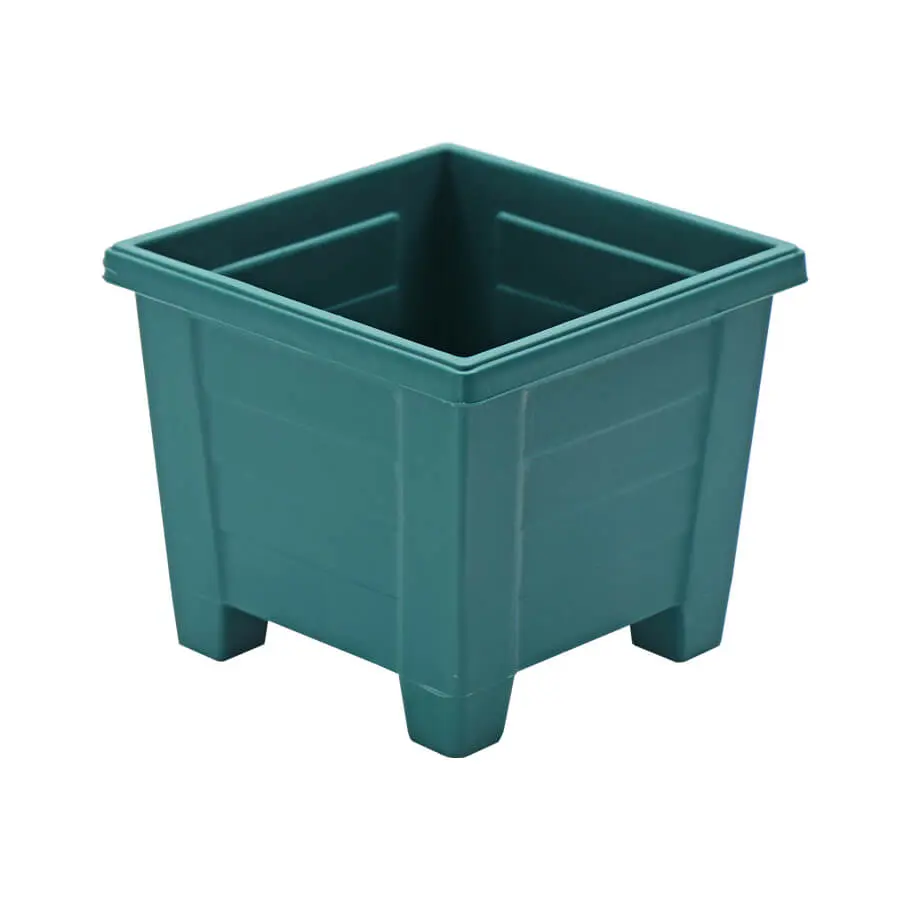 Kenpoly Square Planter No. 5 – Planter Green with raised corner legs